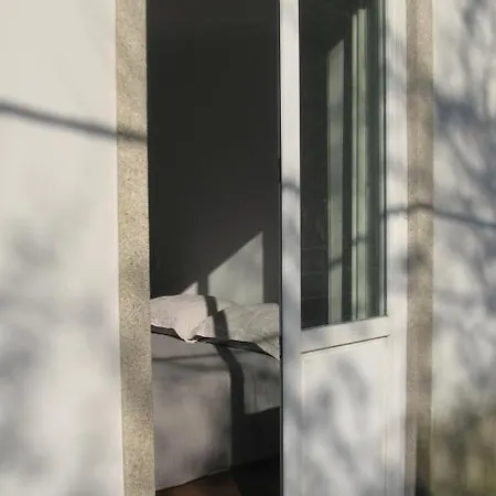 A In A Sunny House Sao Felix da Marinha